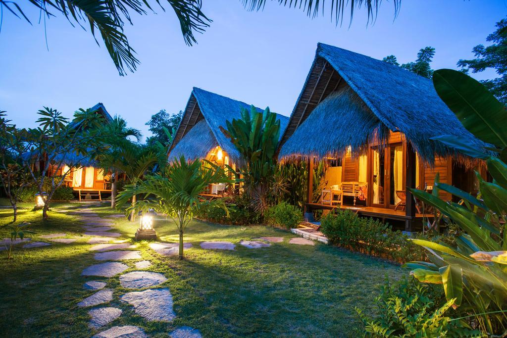 Ts Hut Lembongan Hotel Nusa Lembongan  Exterior photo